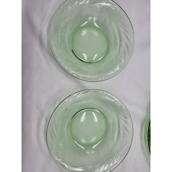 Pyrex Spring Festiva Green Swirl Dishes - Picture 5 of 9
